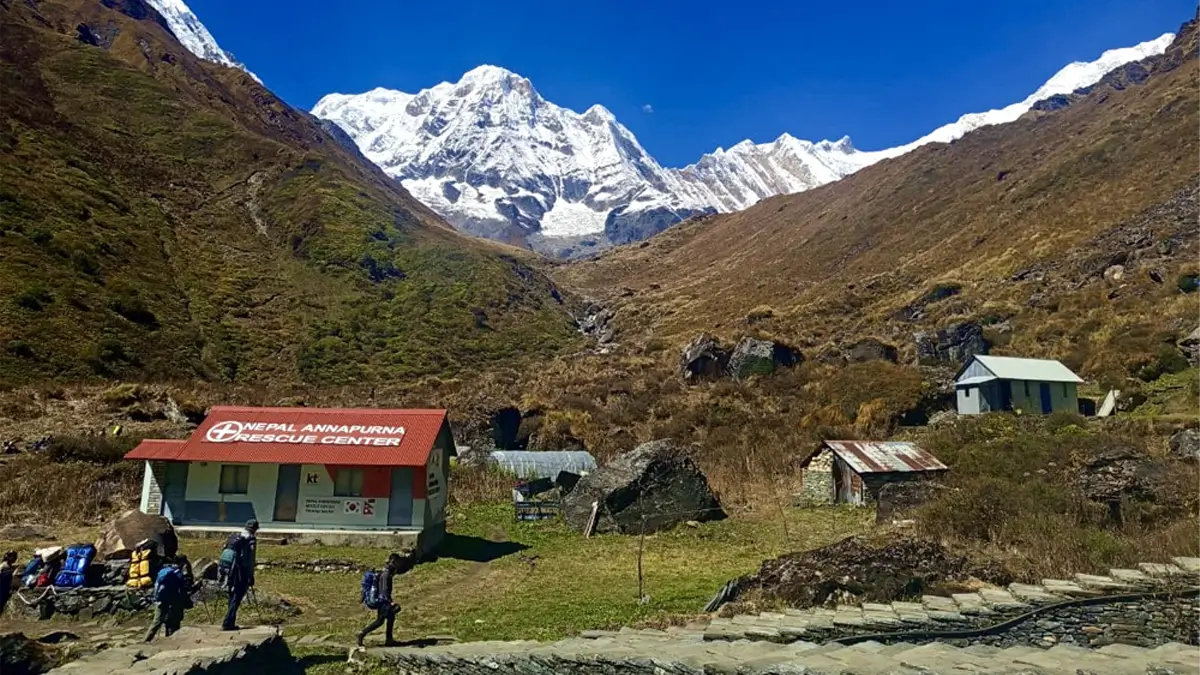 Annapurna base camp trekking in spring, photos taken from Machhapuchhre base camp