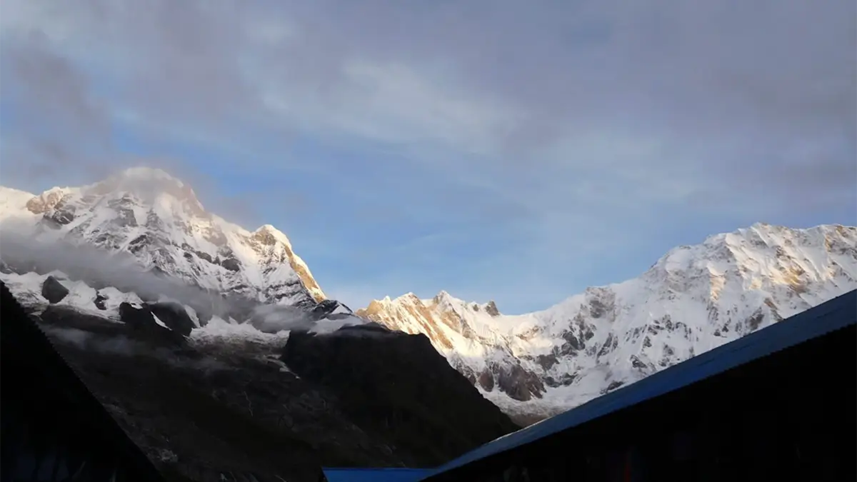 annapurna south and hiunchuli-view-from-abc