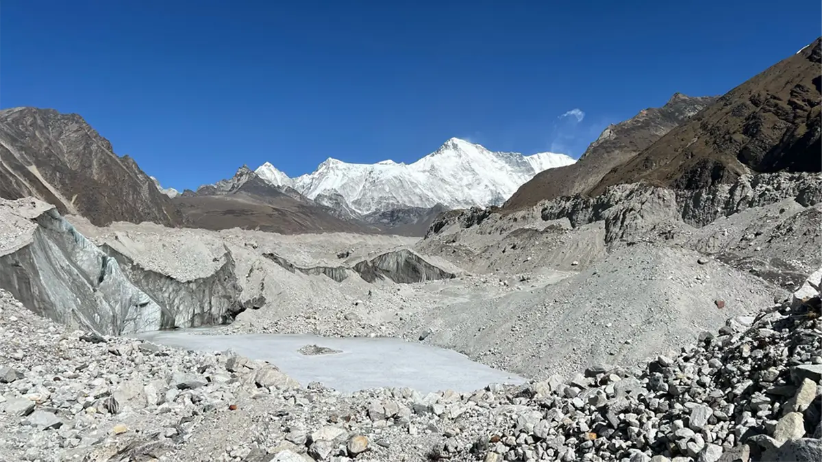 near by everest base camp himalaya ice and glacier
