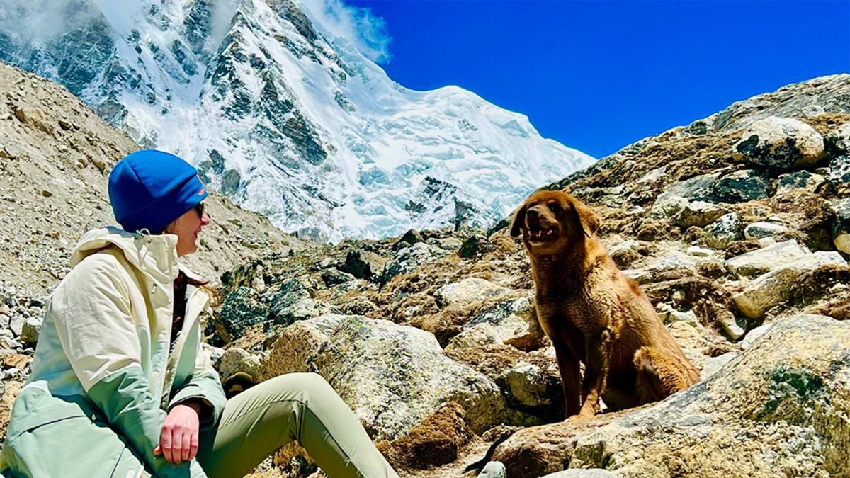 everest trekking enjoying the himalaya view