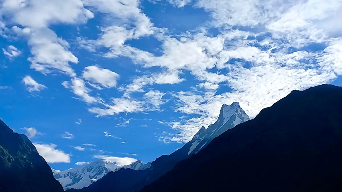 fishtail view way back from bamboo to sinuwa annapurna base camp trek