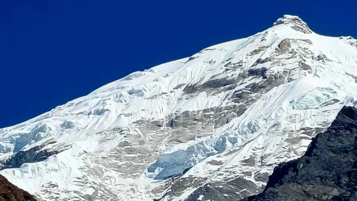 langtang lirung himal