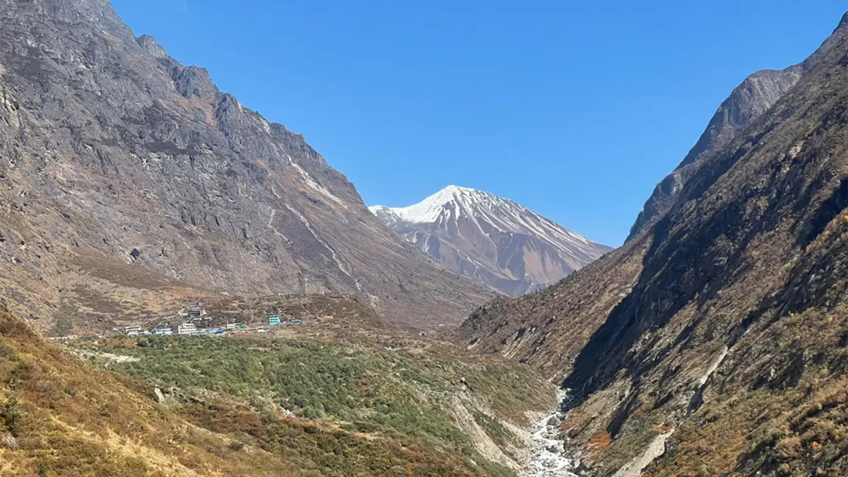 langtang village and valley trekking to the langtang kyanjin gompa tserko Ri and kyanjin RI