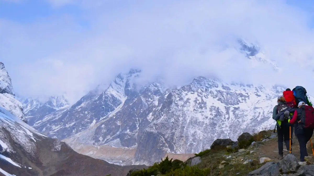 manaslu circuit trekking