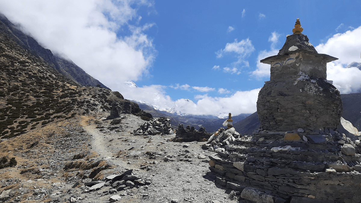 maniwall in dingboche everest khumbu