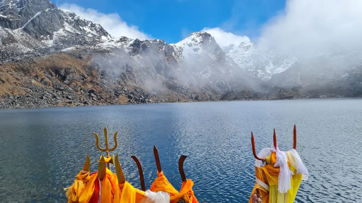 Turquiose holy blue lake of Gosaikunda Lake